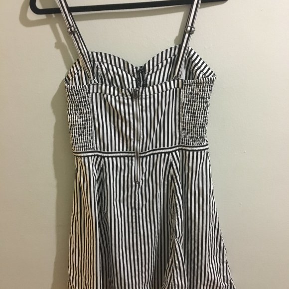 H&M Black & White Short Dress - A-line - Size - 8 - Picture 3 of 7
